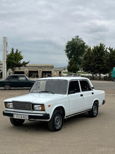 LADA (VAZ) 2107-17