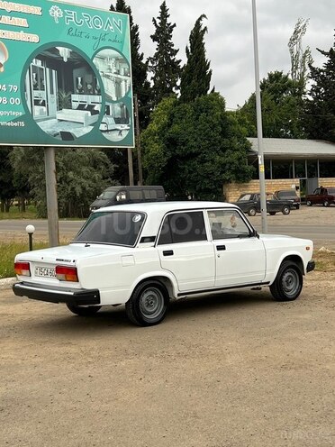 LADA (VAZ) 2107-20
