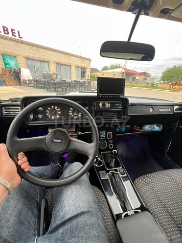 LADA (VAZ) 2107-21