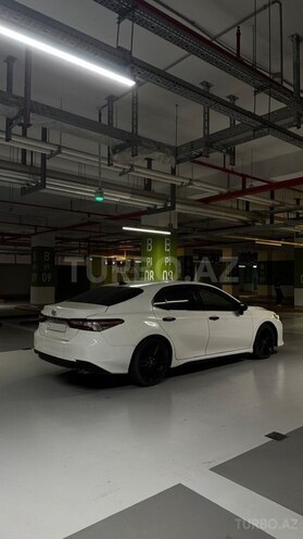 Toyota Camry-4
