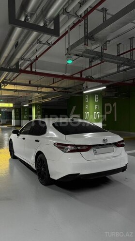 Toyota Camry-3