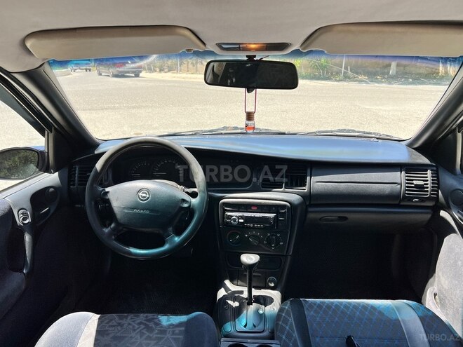 Opel Vectra-2