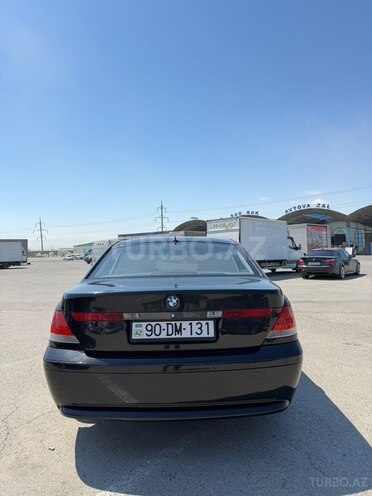 BMW 745-2