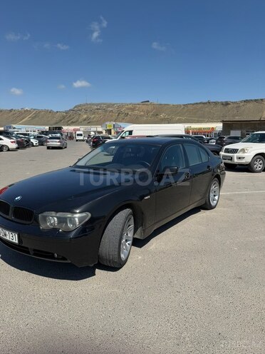 BMW 745-9