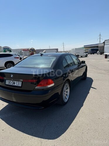 BMW 745-7