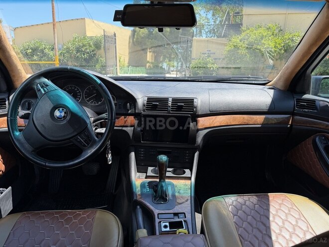 BMW 528-6