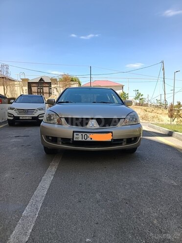 Mitsubishi Lancer-1