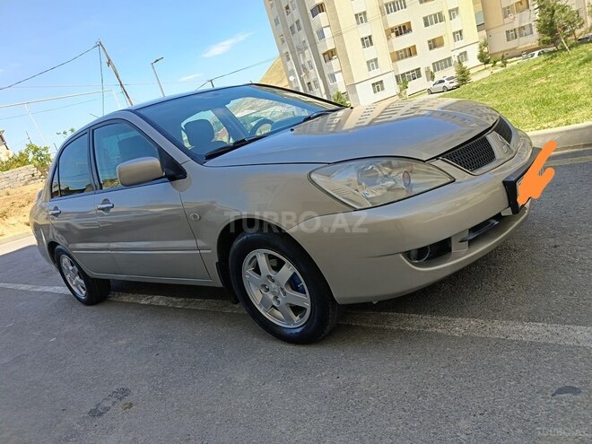 Mitsubishi Lancer-3