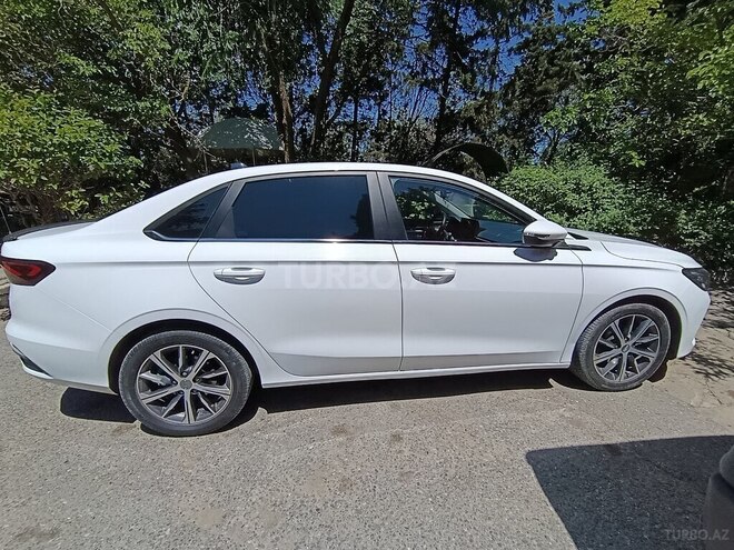 Geely Emgrand-6