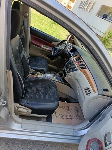 Mitsubishi Lancer-18