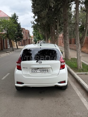 Nissan Note-4