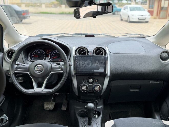 Nissan Note-6