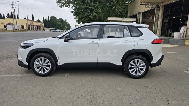 Toyota Corolla Cross-4