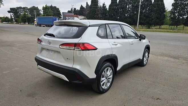 Toyota Corolla Cross-8