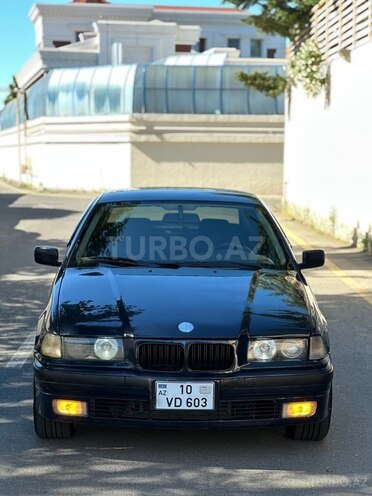 BMW 318-1