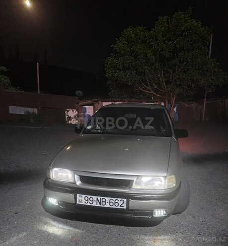 Opel Vectra-2