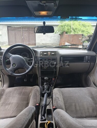 Opel Vectra-10