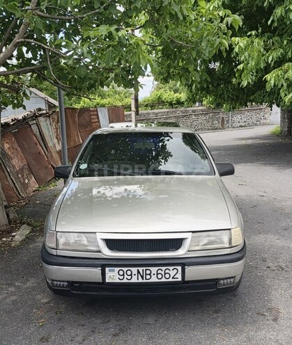 Opel Vectra-1