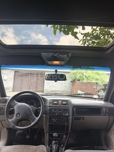 Opel Vectra-12