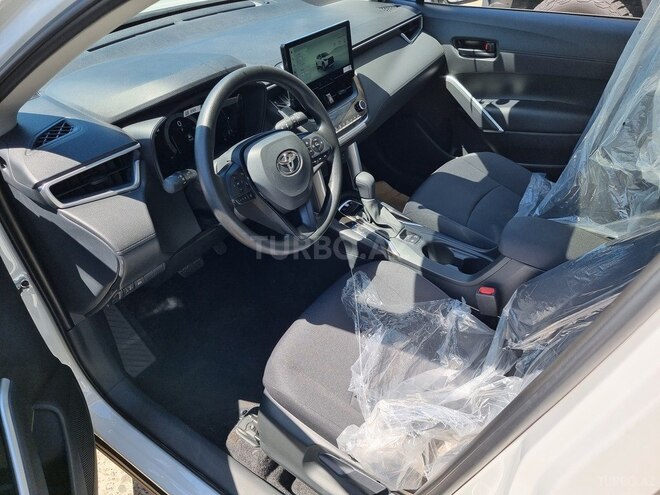 Toyota Corolla Cross-18