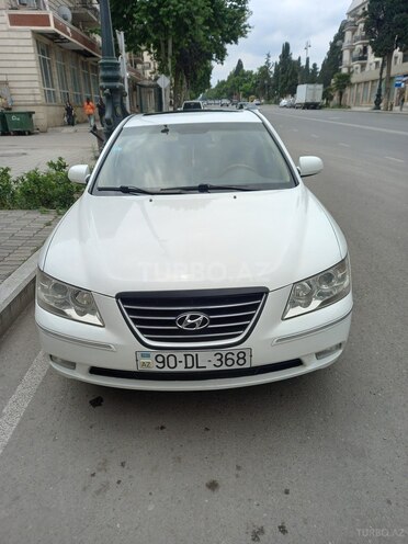 Hyundai Sonata-1