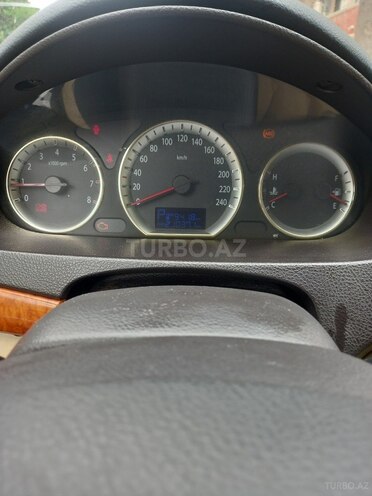Hyundai Sonata-6
