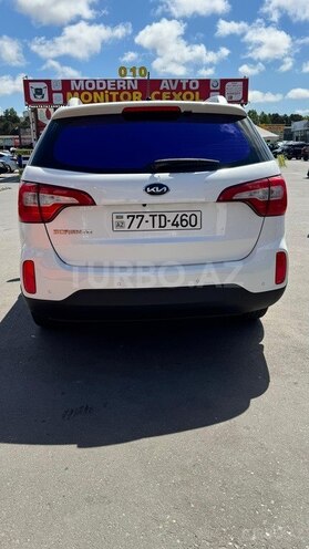 Kia Sorento-2
