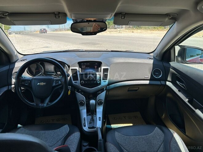 Chevrolet Cruze-8