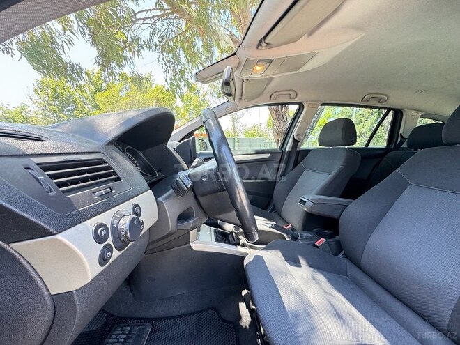 Opel Astra-13