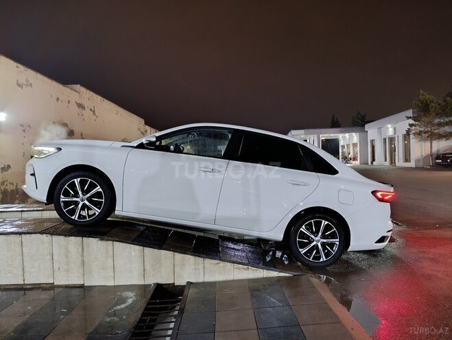 Geely Emgrand-11