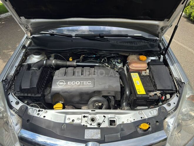 Opel Astra-10