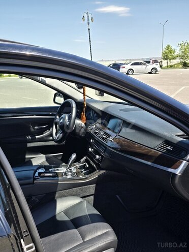 BMW 528-9