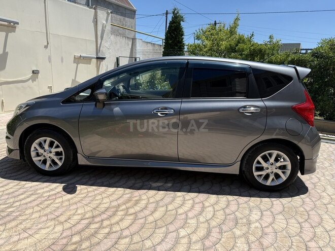 Nissan Note-9