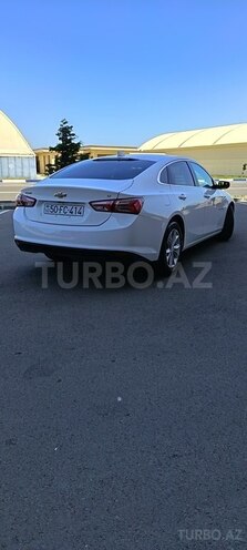 Chevrolet Malibu-5
