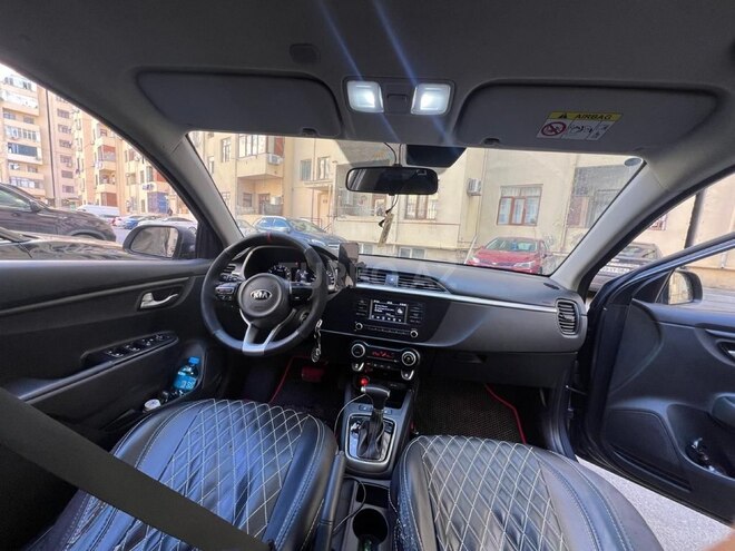 Kia Rio X-Line-9