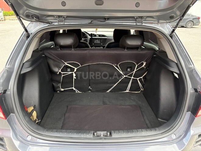 Kia Rio X-Line-15