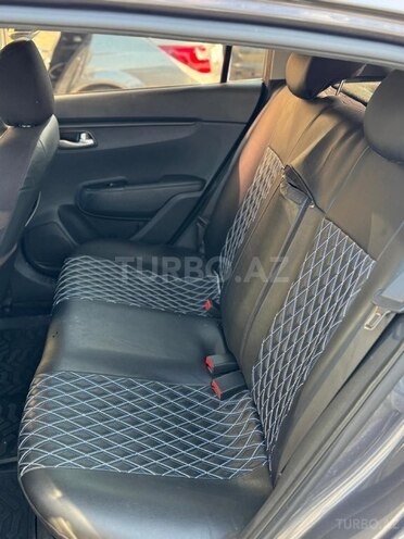Kia Rio X-Line-14