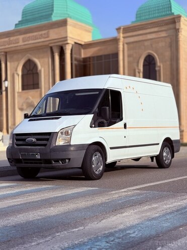 Ford Transit-2