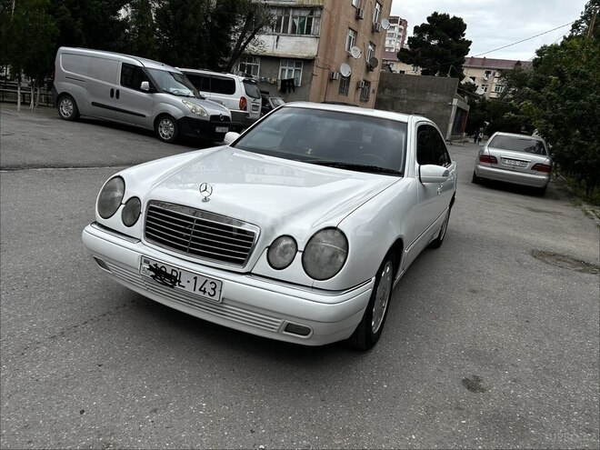 Mercedes E 220-15