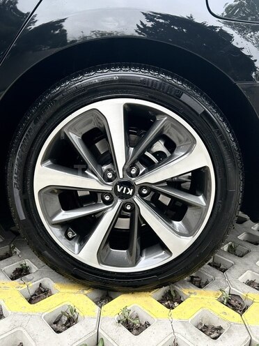 Kia K7-13