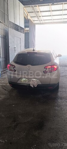 Renault Megane-2