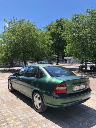 Opel Vectra-6