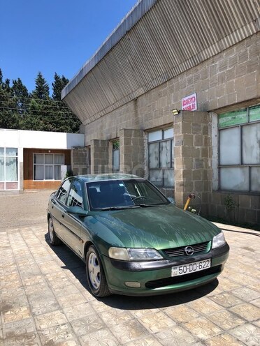 Opel Vectra-3