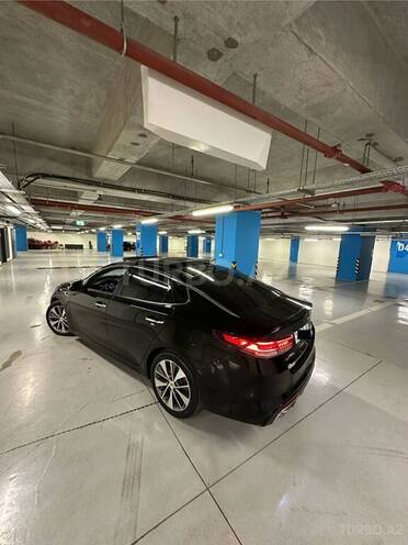Kia Optima-5