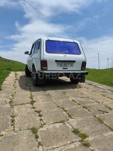 LADA (VAZ) Niva-11