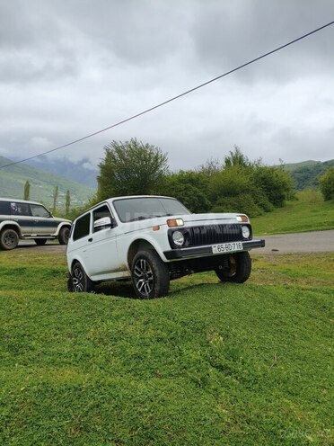 LADA (VAZ) Niva-9