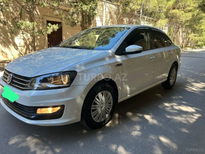 Volkswagen Polo-4