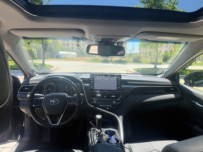 Toyota Camry-10