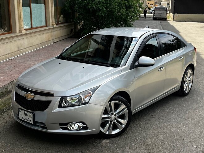 Chevrolet Cruze-1