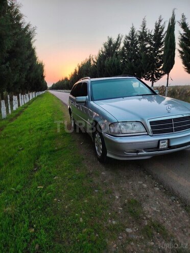 Mercedes C 200-5